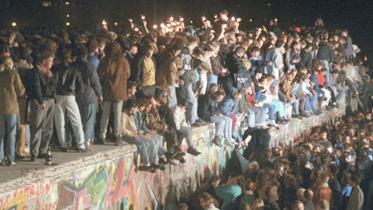 fall-of-the-berlin-wall