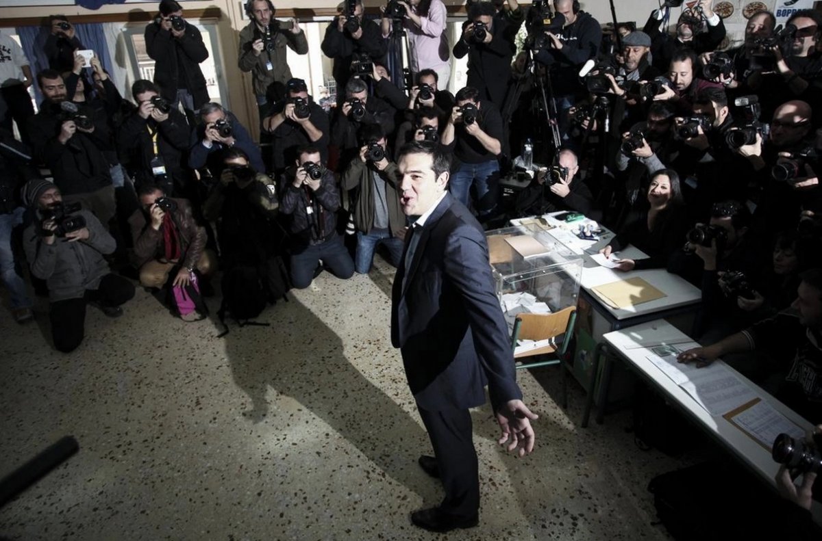 12 μονάδες προβάδισμα του ΣΥΡΙΖΑ δείχνουν τα exit polls! Μάχη για την τρίτη θέση μεταξύ Χρυσής Αυγής και Ποταμιού