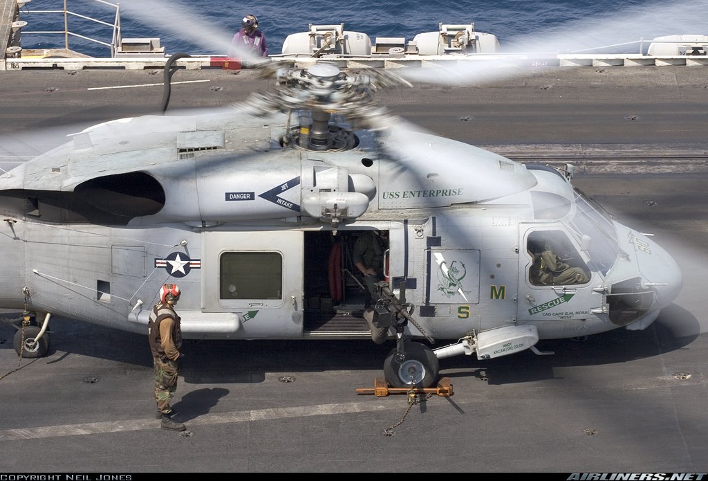 Με ελικόπτερο Aegean Hawk διεσώθηκε το πλήρωμα του ακυβέρνητου πλοίου στο Κολυμπάρn