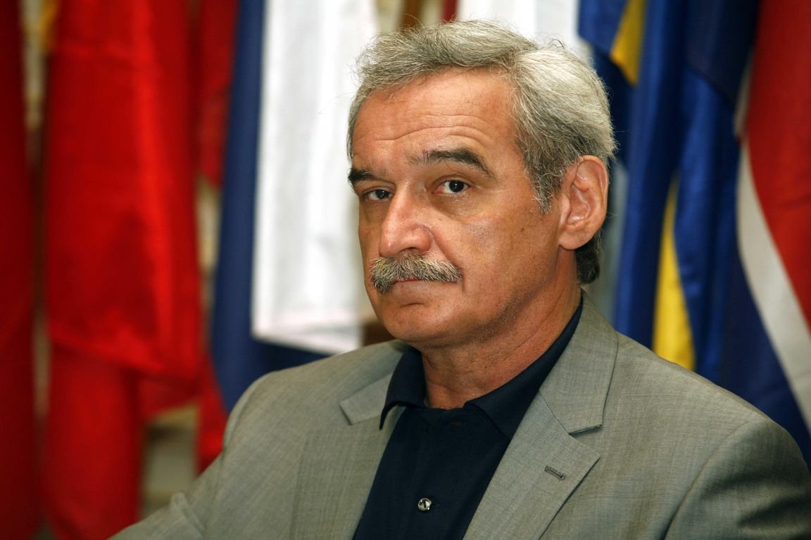 Νίκος Χουντής: «Η κυβέρνηση ΣΥΡΙΖΑ, με την ανεξαρτητοποίηση της Γενικής Γραμματείας Δημοσίων Εσόδων, παραδίδει τον πλήρη έλεγχο και των δημοσίων εσόδων στους δανειστές»
