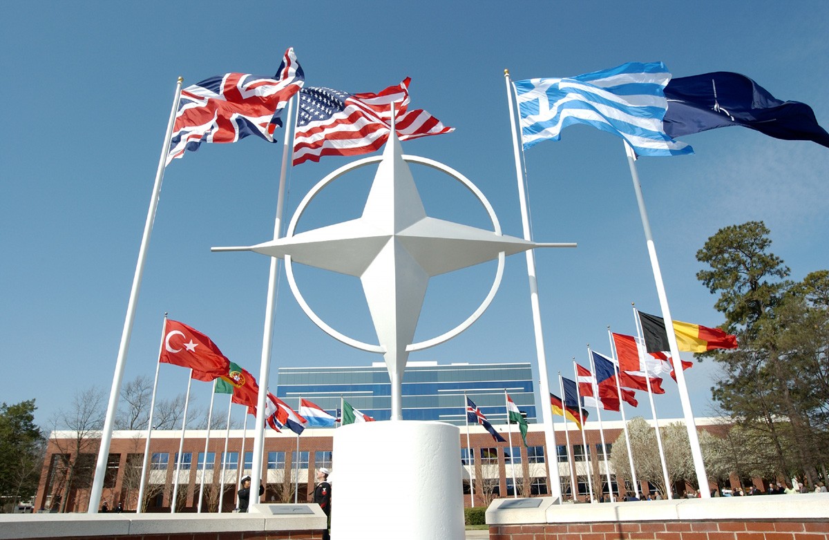 Το ΝΑΤΟ αποζημιώνει Χανιώτη για τροχαίο που προκάλεσε Αμερικάνος της βάσης