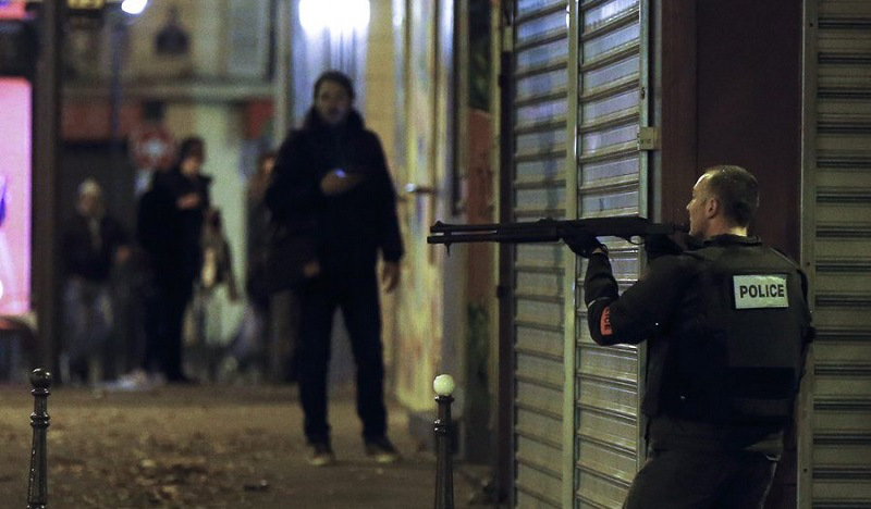 Η Επιτροπή Ειρήνης Χανίων για τις δολοφονικές επιθέσεις στο Παρίσι