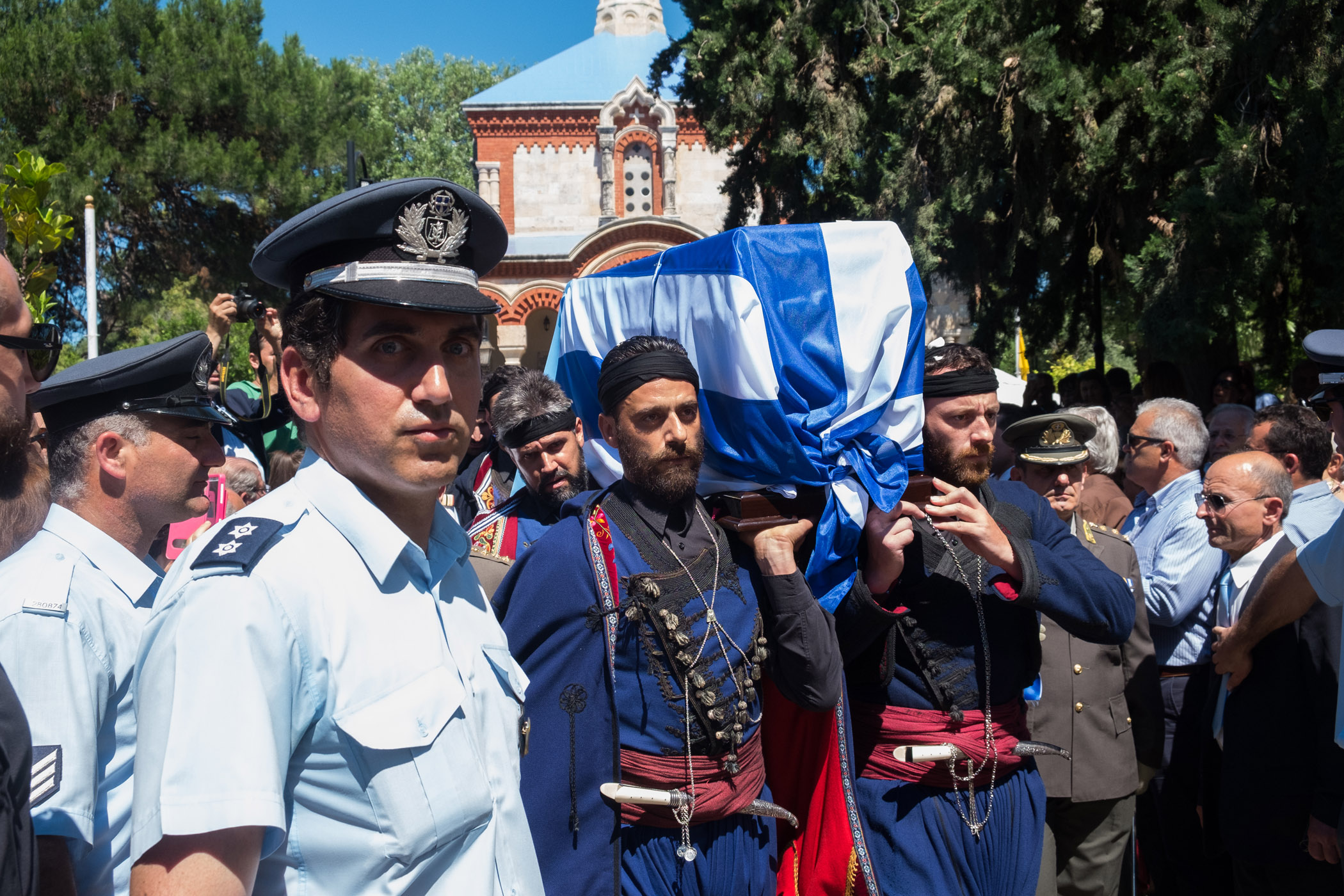 Αποχαιρετισμός στον Κωνσταντίνο Μητσοτάκη από την Ιστορική, Λαογραφική και Αρχαιολογική Εταιρεία Κρήτης