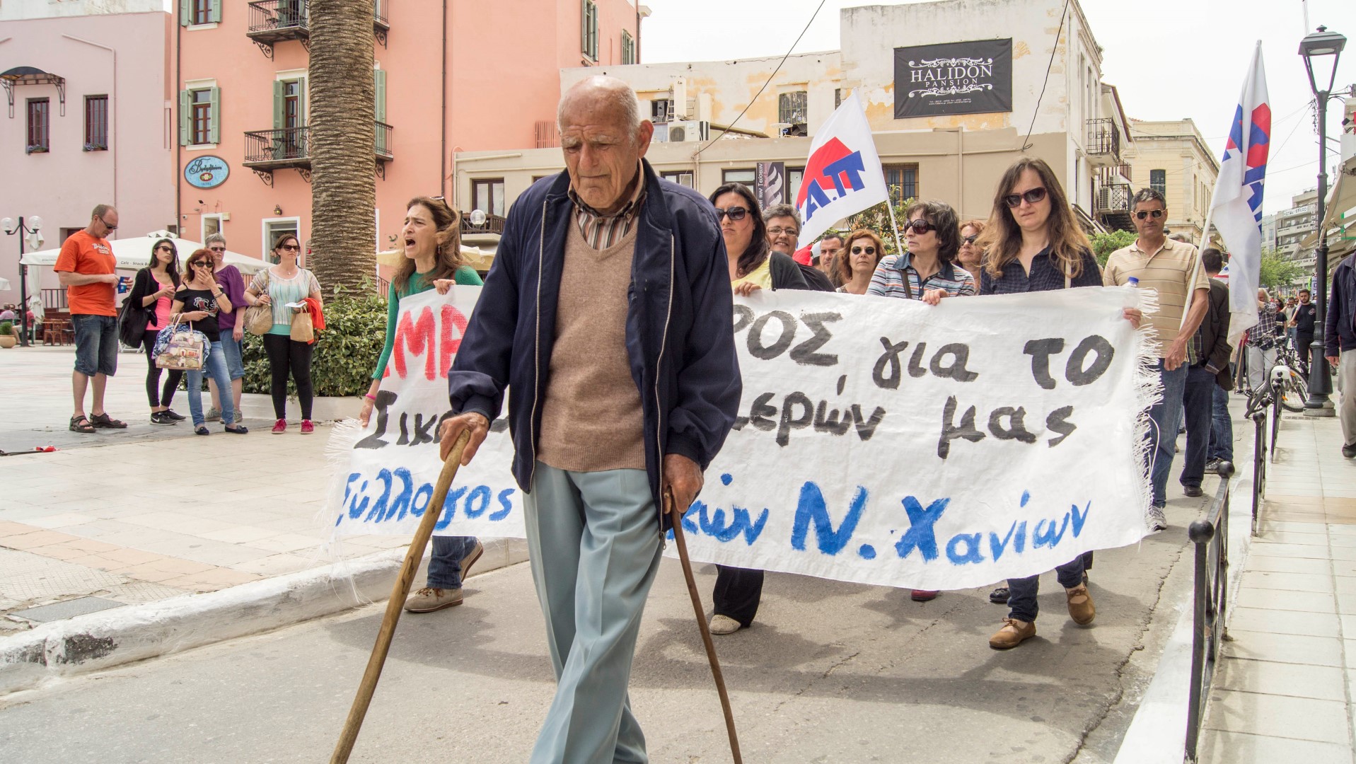 Πέθανε ο Λεωνίδας Μεντάκης, ένας γνήσιος λαϊκός αγωνιστής – Η κηδεία του στον Κουρνά