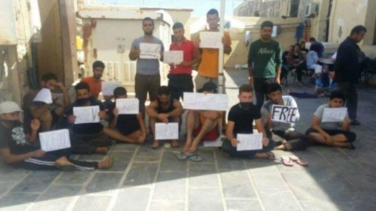 Κάνουν απεργία πείνας οι πρόσφυγες στο Ρέθυμνο που διασώθηκαν στα Παξιμάδια