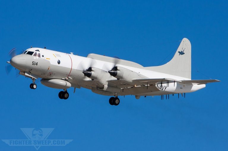 Κατασκοπευτικό αεροπλάνο EP-3E Aries II από τη Βάση της Σούδας σε αποστολή σε βάσεις της Ρωσίας στη Συρία