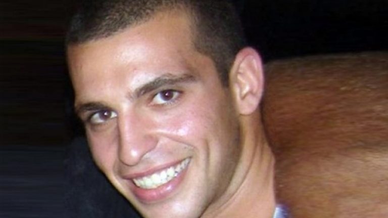 Αποφυλακίζεται ο δράστης της δολοφονίας του Γ. Ρουσάκη