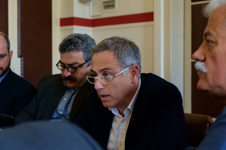 Παραιτήθηκε ο Μιχάλης Βλαχάκης από τη θέση του αναπληρωτή Δημάρχου μετά το άδειασμα από Βάμβουκα και τη συνάντησή με Fraport