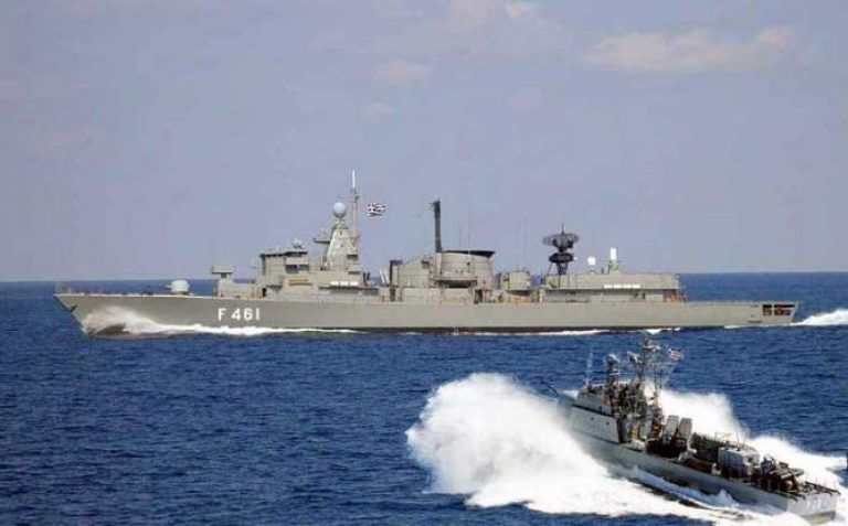 Κρητικός ναύτης στη Σούδα αρνήθηκε να υπηρετήσει σε ΝΑΤΟϊκή αποστολή της φρεγάτας «Ναβαρίνο»