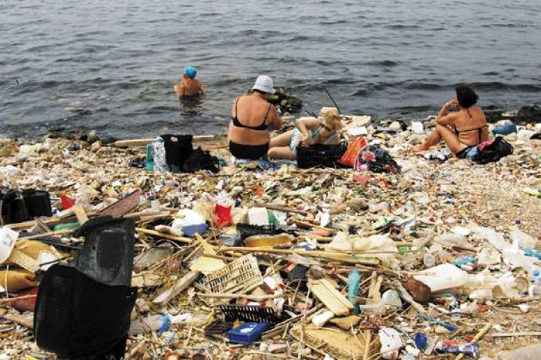 Τα σκουπίδια είναι δύναμη και ανεκμετάλλευτη ενέργεια . Ώρα να σταματήσουμε να τα θάβουμε