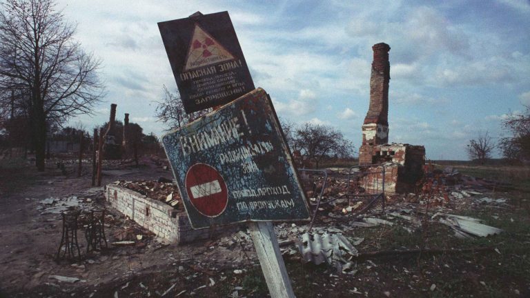 Ένα Τσέρνομπιλ στη γειτονιά μας ή ένα ηλιόλουστο μέλλον;