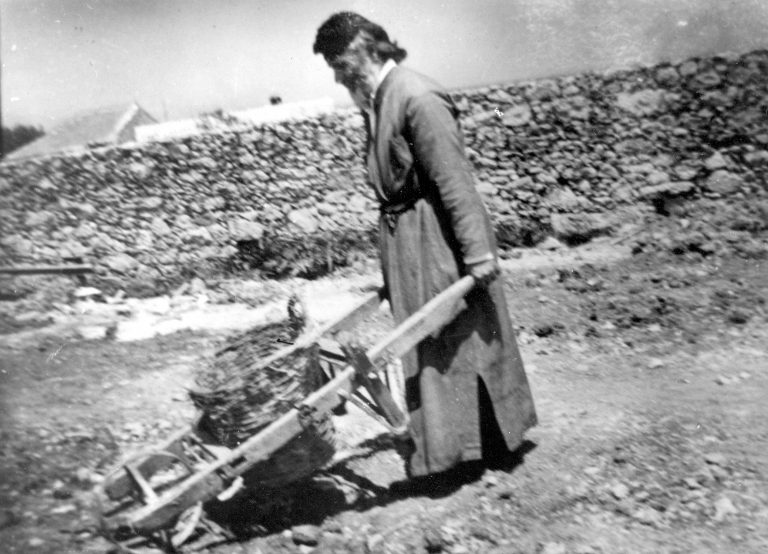 Παρουσίαση βιβλίου για τον Μητροπολίτη Ειρηναίο Γαλανάκη στα Χανιά