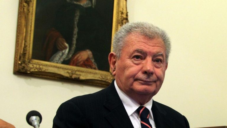 Δολοφονία Βαλυράκη: “95% των χτυπημάτων ήταν στο πρόσωπο” κατέθεσε ο γιος του