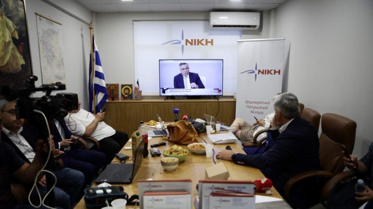 «Νίκη»: Οι θέσεις του κόμματος για τις αμβλώσεις, την ομοφυλοφιλία, τους μετανάστες, τα εμβόλια, την κλιματική αλλαγή