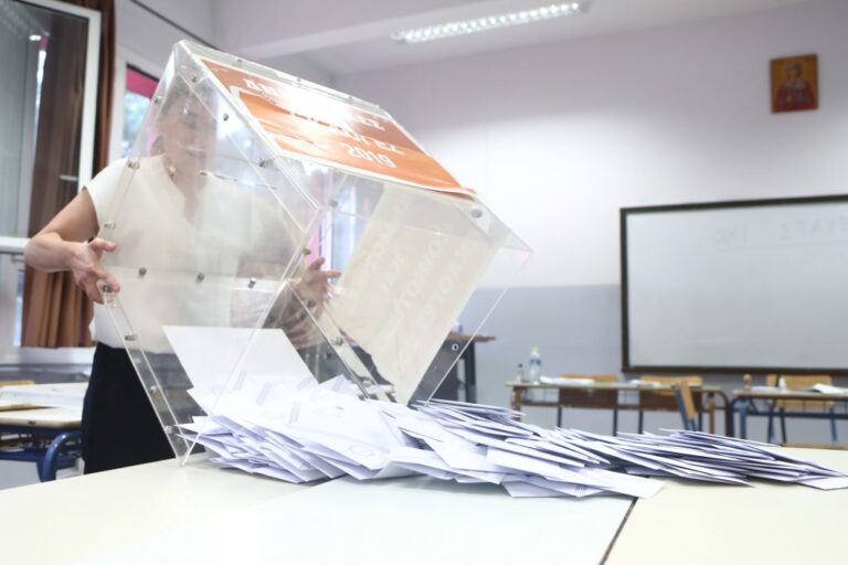 Η Μάχη της Κρήτης: Ποια κόμματα πάτωσαν και ποια θριάμβευσαν