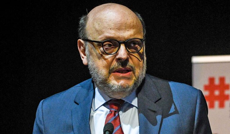 Αντώναρος για Τσίπρα: Αν είχαν μυαλό στον ΣΥΡΙΖΑ θα ζητούσαν την επιστροφή του