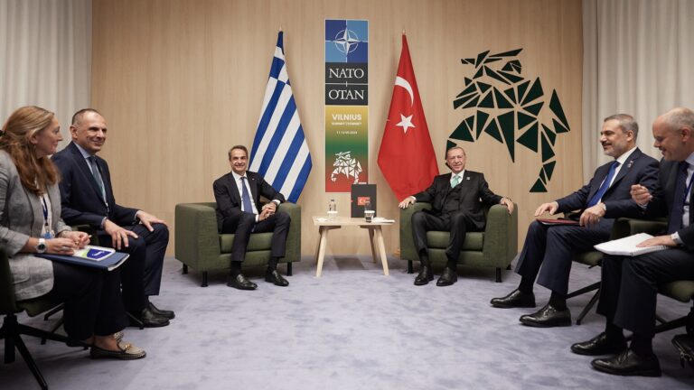 Μητσοτάκης – Ερντογάν ανοίγουν διαύλους επικοινωνίας: Τι συμφώνησαν