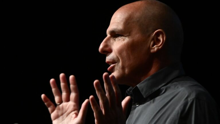 Άρθρο Γ. Βαρουφάκη: Ψέματα και αλήθειες για την ανάπτυξη της Κίνας