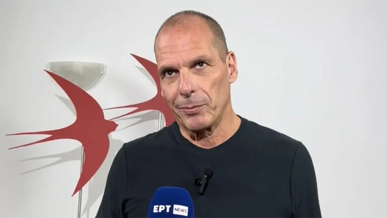 Γιάνης Βαρουφάκης: Κι όμως, αστυνομία στο σπίτι του – Κλήθηκε να δώσει εξηγήσεις μετά τις δηλώσεις για το ecstasy