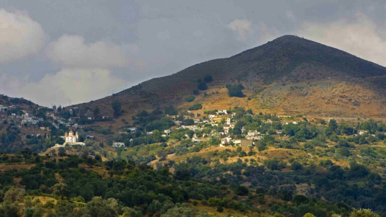 Ο Αποκόρωνας δεν αντέχει άλλη ανάπτυξη χωρίς υποδομές