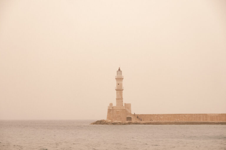 Αυξημένες συγκεντρώσεις αφρικανικής σκόνης στην Κρήτη – Συστάσεις της Περιφέρειας για προστασία της δημόσιας υγείας