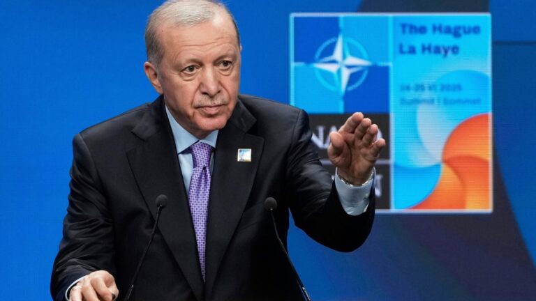 Η Κάρπαθος καρφί στο μάτι του Ερντογάν