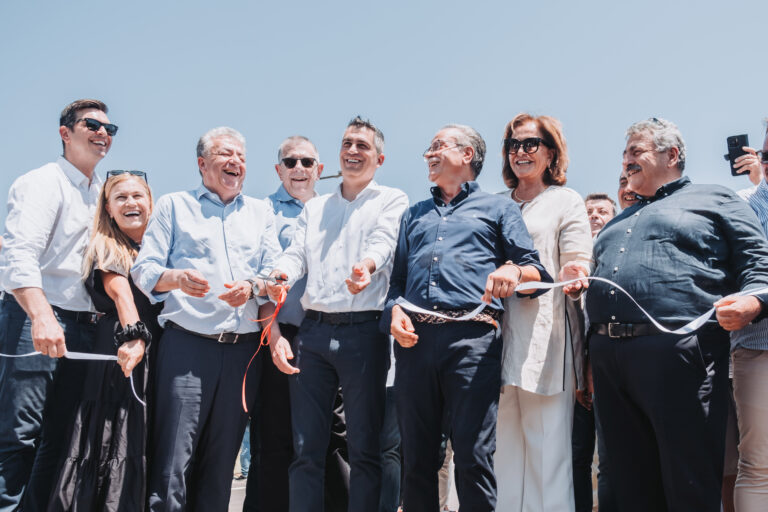 Φωτορεπορτάζ: Παραδόθηκε η Νέα Γέφυρα του Κερίτη στον Αλικιανό-  Επόμενος στόχος η αναστήλωση της ιστορικής λίθινης γέφυρας