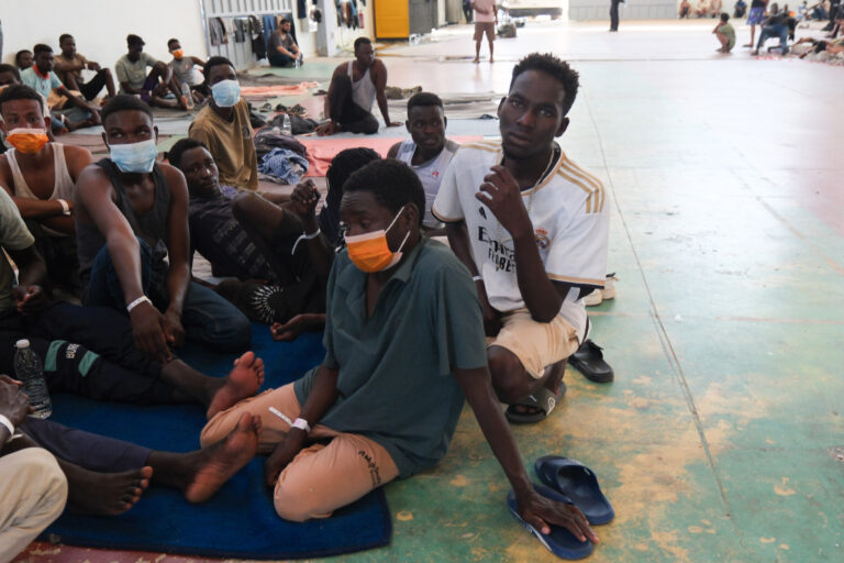 “In the year 25 25”: Ο Γιώργος Σταθάκης για τη νέα προσφυγική κρίση