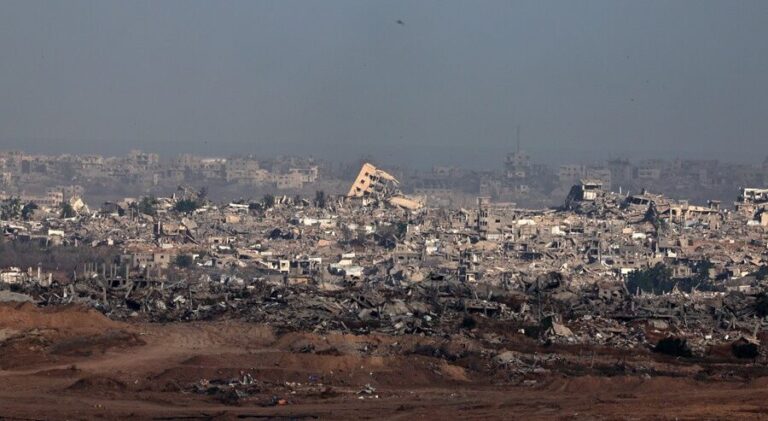 Γάζα: Το Ισραήλ κατεδαφίζει ό,τι απέμεινε για να μην επιστρέψουν οι Παλαιστίνιοι