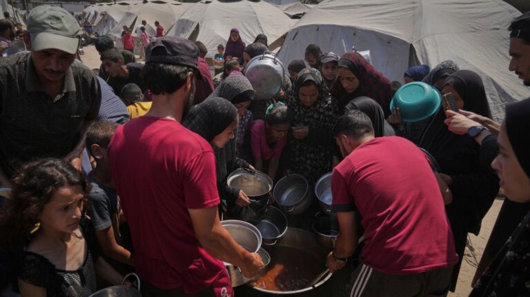Γάζα: Για μαζικό λιμό προειδοποιούν πάνω από 100 ΜΚΟ – 21 νεκρά παιδιά από υποσιτισμό σε 72 ώρες