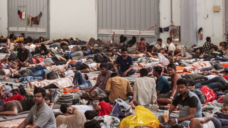 Προσφυγικό: Τα μέτρα αποτροπής του… Χαφτάρ- Τι περιλαμβάνει η τροπολογία Πλεύρη, φτάνει αρματαγωγό στην Κρήτη