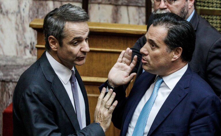 Όταν η Νέα Δημοκρατία αποφασίζει η ίδια για την αθωότητά της