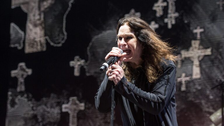 Ozzy Osbourne: Πέντε συν μία «τρελές» ιστορίες που πρέπει να ξέρεις για τον «Πρίγκιπα του Σκότους»