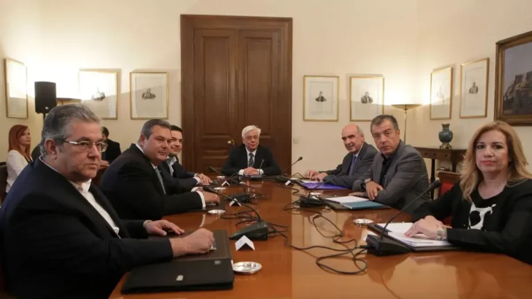 Μαρινάκης κατά Τσίπρα: Από τα «πρακτικά του Συμβουλίου Πολιτικών Αρχηγών της 6ης Ιουλίου του 2015» προκύπτει ο πολιτικός του κυνισμός