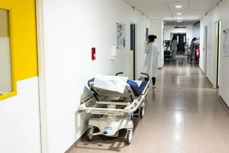 Κρήτη: Κοινό μέτωπο σωματείων νοσοκομείων, ΠΦΥ, ΕΚΑΒ και γιατρών ΕΣΥ ενάντια στην «ιδιωτικοποίηση μέσω υποστελέχωσης» — Κραυγή αγωνίας και κλιμάκωση κινητοποιήσεων από 1η Οκτωβρίου