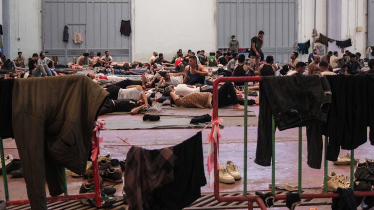 Σύλληψη 18χρονου διακινητή στη Γαύδο: Μετέφερε 43 μετανάστες από τη Λιβύη στην Κρήτη έναντι αμοιβής