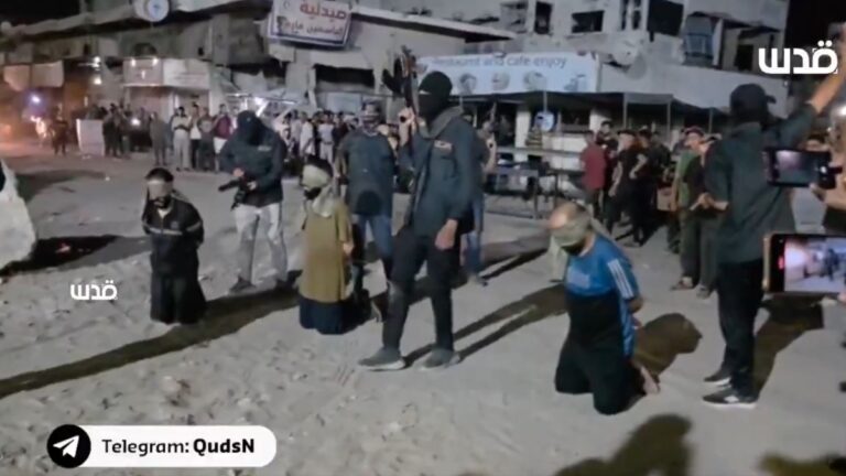 Φρίκη στη Γάζα: Η Χαμάς εκτέλεσε δημόσια τρεις Παλαιστινίους – Βίντεο ντοκουμέντο