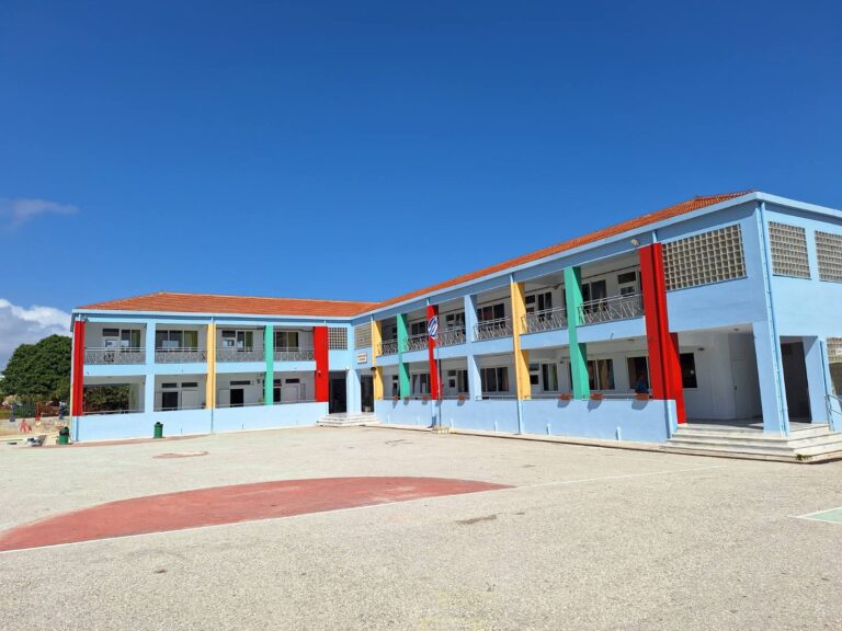 Η Terra Creta «έβαψε» με αγάπη το Δημοτικό Σχολείο Κολυμβαρίου