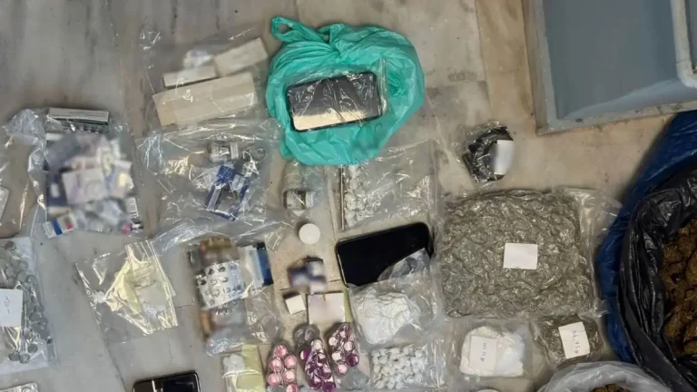 Κρήτη: Το «βαθύ λαρύγγι» που ξεσκέπασε τη μαφία, το κρυμμένο USB στο νοσοκομείο και το «χαρτί» του αρχιμανδρίτη για τα 175 στρέμματα