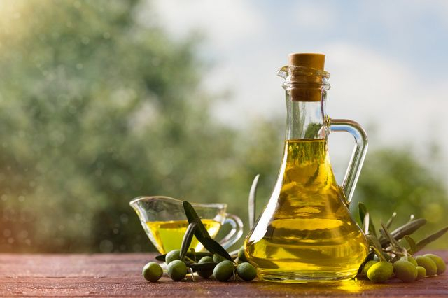 Λάδι και κρασί με “βούλα” από την Κρήτη