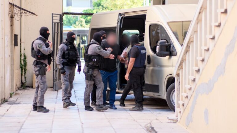 Μαφία Κρήτης: Πρόταση του Στέλιου Ζερβάκη στο Δημοτικό Συμβούλιο Χανίων για ένα θεσμικό τείχος προστασίας της κοινωνίας