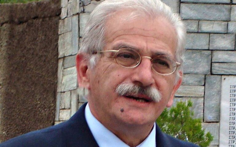 Για τον Νικόλαο Παπαδάκη (ΠΑΠΑΔΗ)