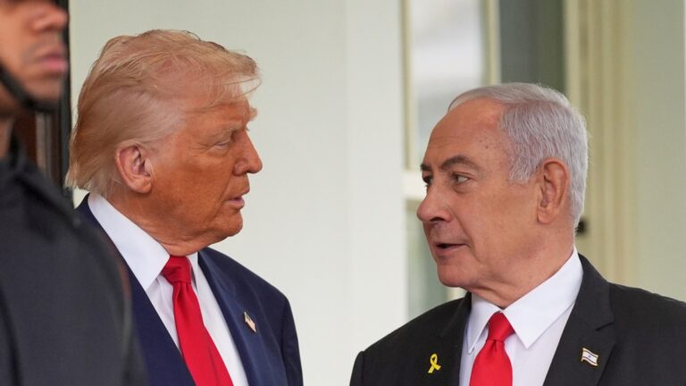 Η νέα πρόταση Τραμπ για τη Γάζα απαιτεί την απελευθέρωση 48 ομήρων σε 48 ώρες: Οι ΗΠΑ πιέζουν το Ισραήλ για το τέλος του πολέμου, δεν κάνει πίσω ο Νετανιάχου