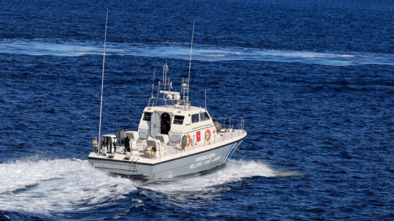 Κρήτη: Διπλή επιχείρηση διάσωση 110 μεταναστών νότια των Καλών Λιμένων