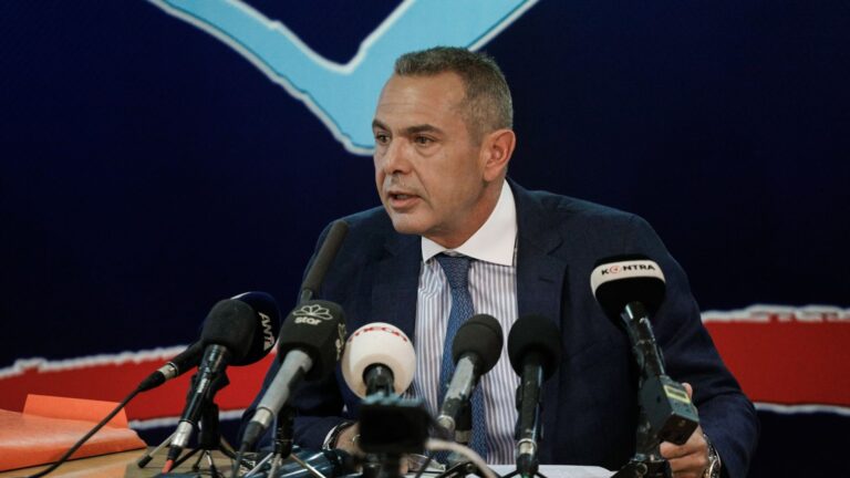 Ο Καμμένος σκέφτεται νέο κόμμα με αρχηγό την σύζυγό του – «Θα συζητούσα συνεργασία με τον Τσίπρα»