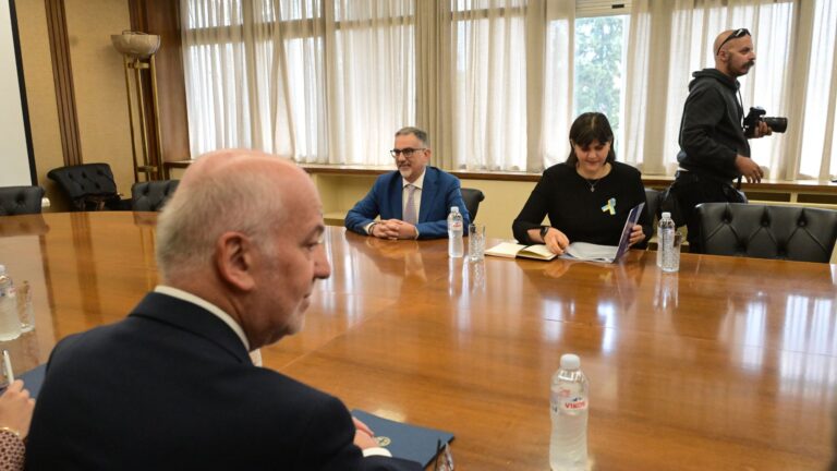 Συνάντηση Φλωρίδη – Κοβέσι: Σε πρώτο πλάνο το άρθρο 86 περί ευθύνης υπουργών