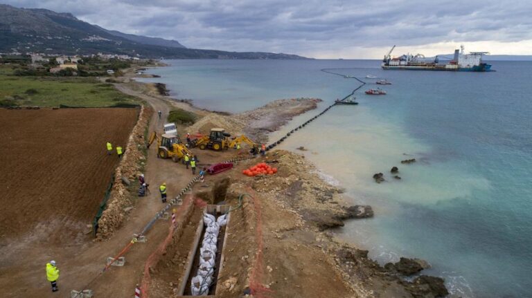 Ανησυχούν οι Σπηλαιολόγοι Κρήτης για τις επιπτώσεις της ηλεκτρικής διασύνδεσης με την Πελοπόννησο