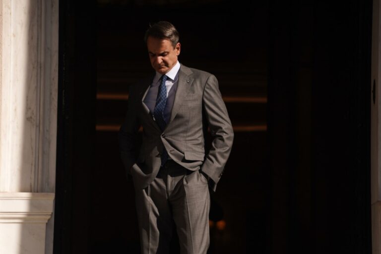 «Αφωνία» Μητσοτάκη για τους 27 Έλληνες απαχθέντες στην κυριακάτικη ανάρτηση – Ούτε λέξη για την απεργία πείνας Ρούτσι