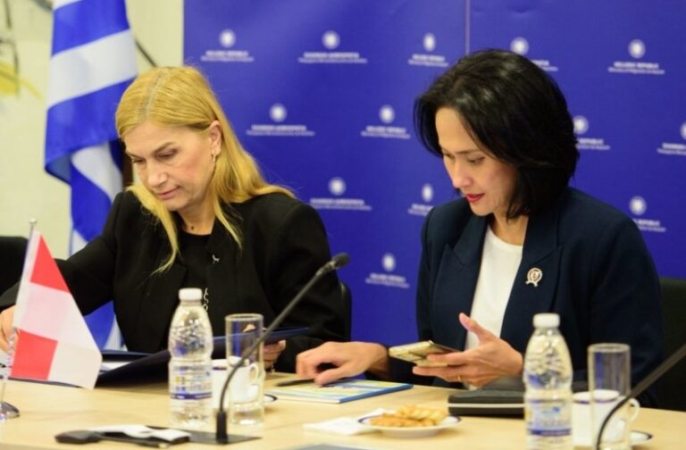 Ελλάδα – Ινδονησία: «Γέφυρα» συνεργασίας για εργαζόμενους σε τουρισμό, κατασκευές και αγροτικό τομέα – Στο τραπέζι η «δεύτερη ευκαιρία»