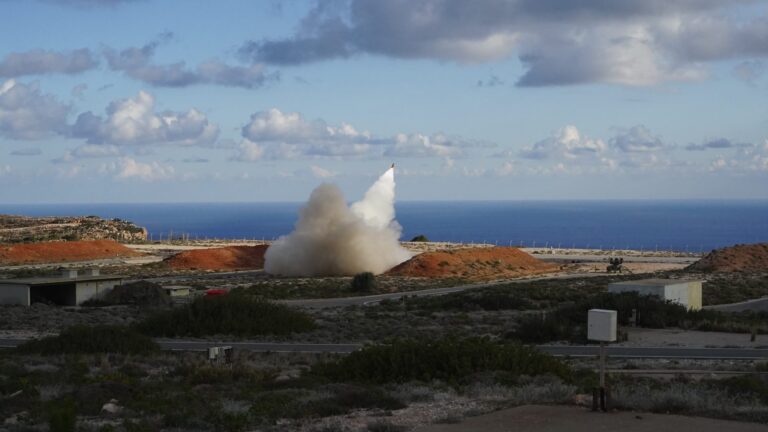 «Δικέφαλος Αετός-25»: Ολοκληρώθηκε η άσκηση στο Πεδίο Βολής Κρήτης – Δείτε φωτογραφίες